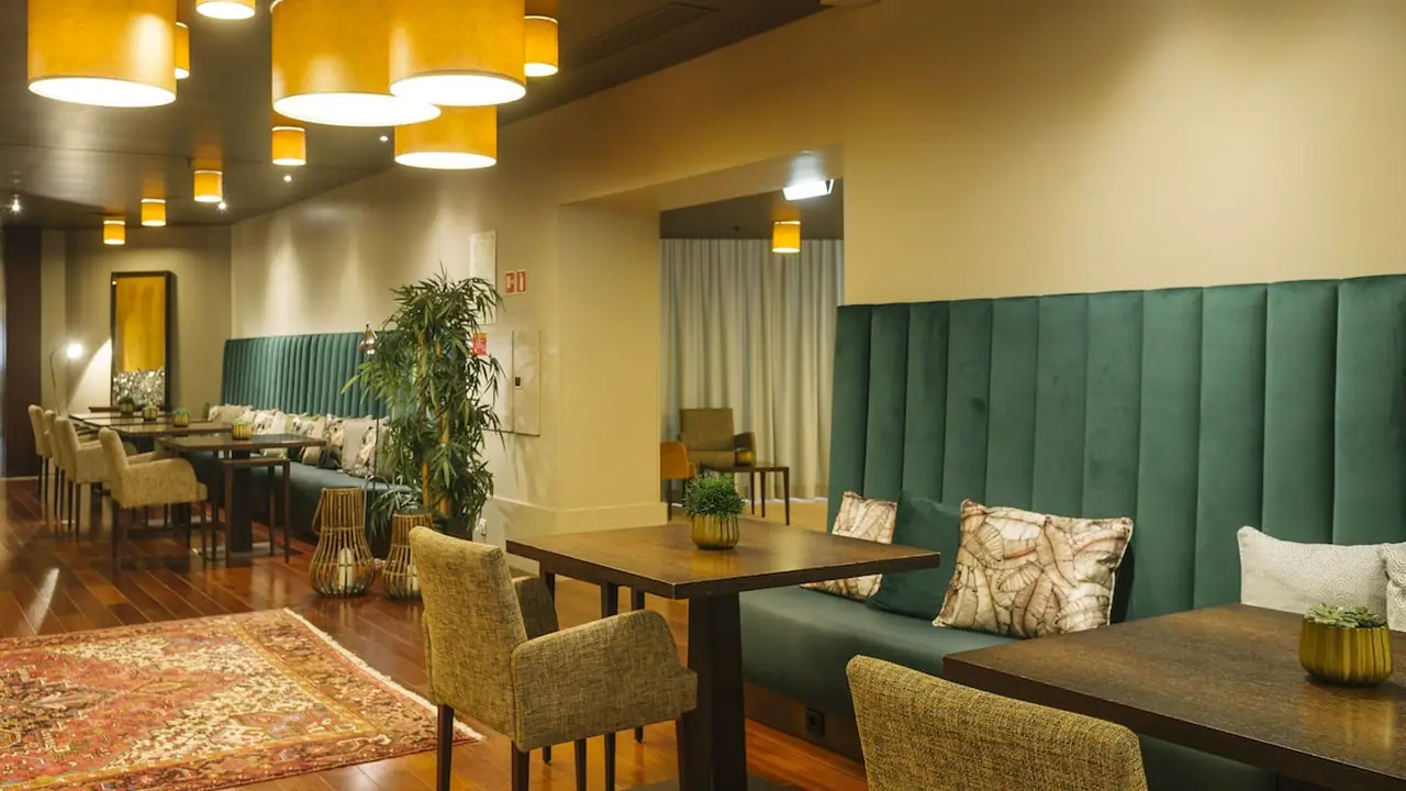 Holiday Inn Porto Gaia